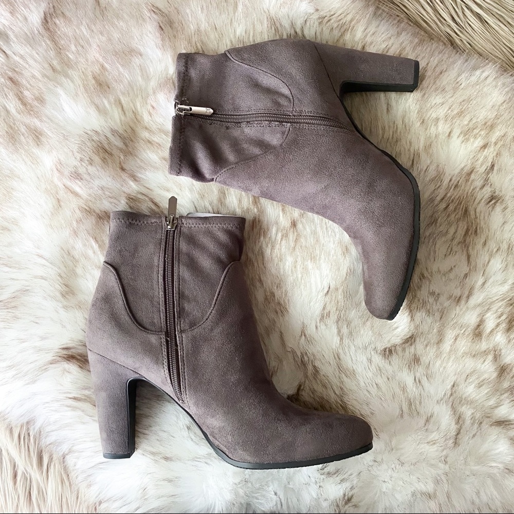 Sam Edelman Sia Suede Bootie - Picture 6 of 12